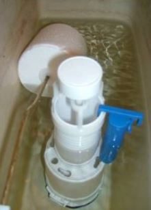 ECO BLUE économiseur pour réservoir de chasse d'eau WC - COUCOU Services